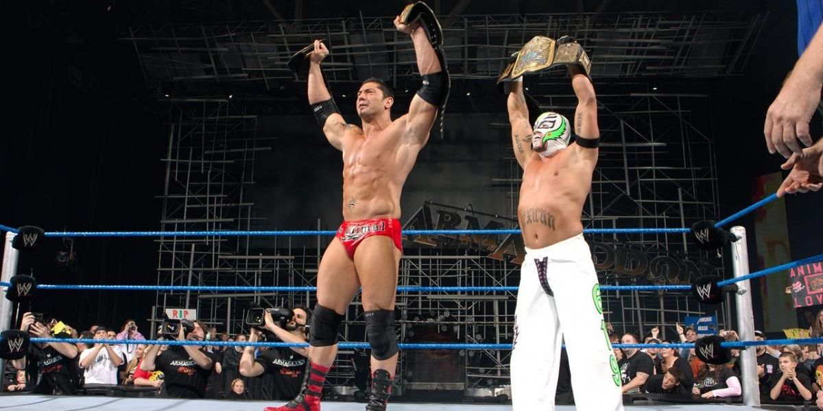 Batista & Rey Mysterio v Kane & Big Show Armageddon 2005 Cropped
