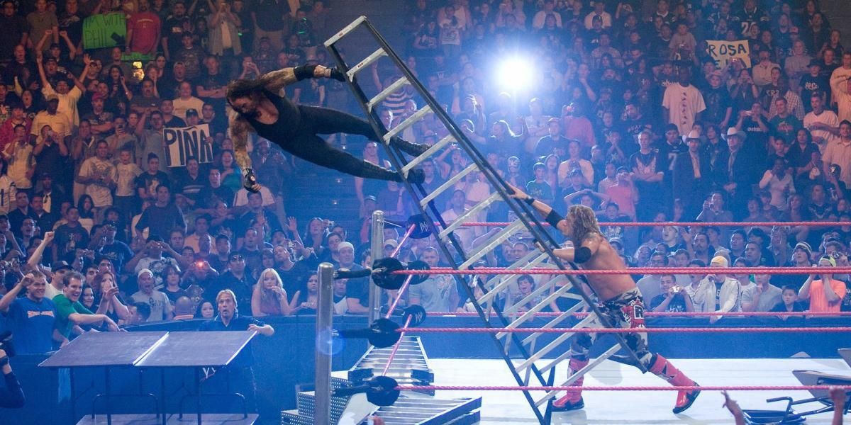 Edge v Undertaker One Night Stand 2008 Cropped