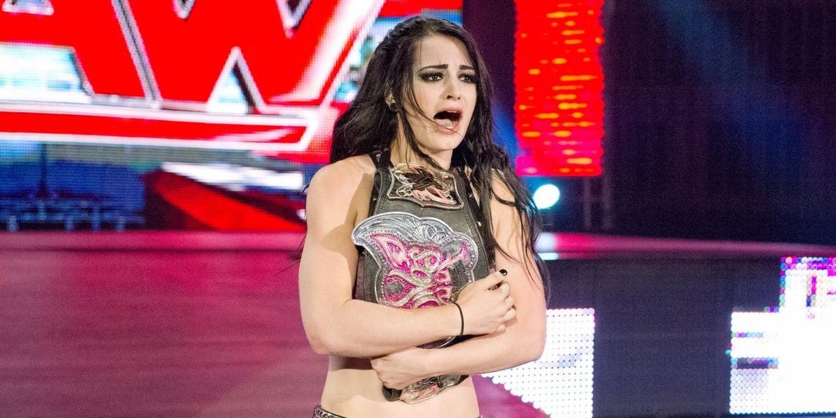 Paige Divas Champion Cropped