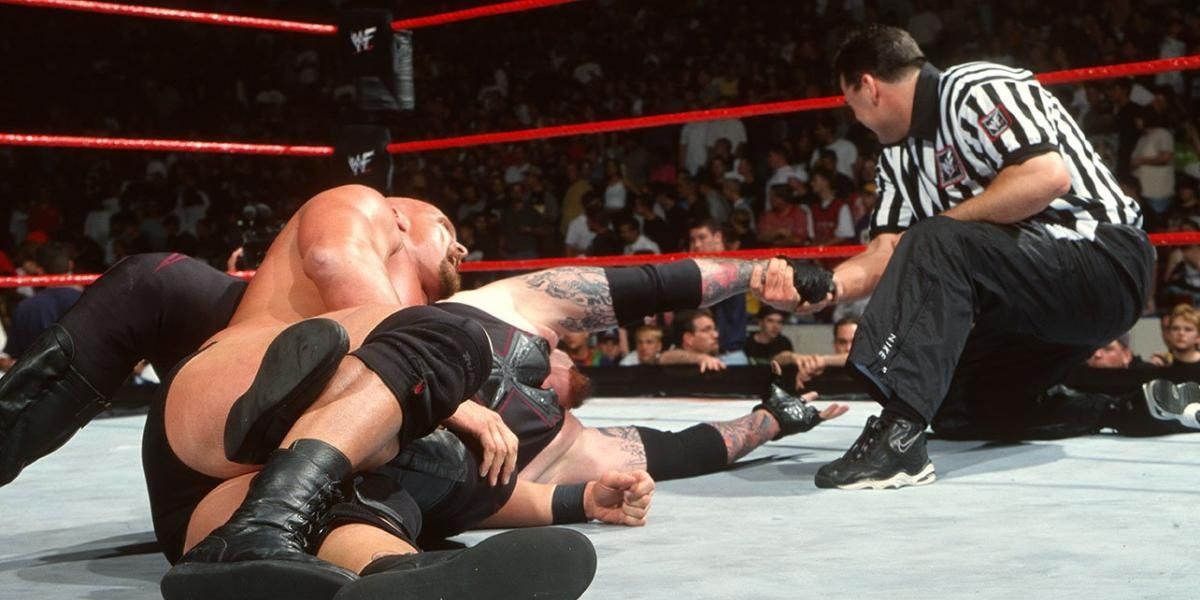 Stone Cold Steve Austin v The Undertaker Over The Edge 1999 Cropped