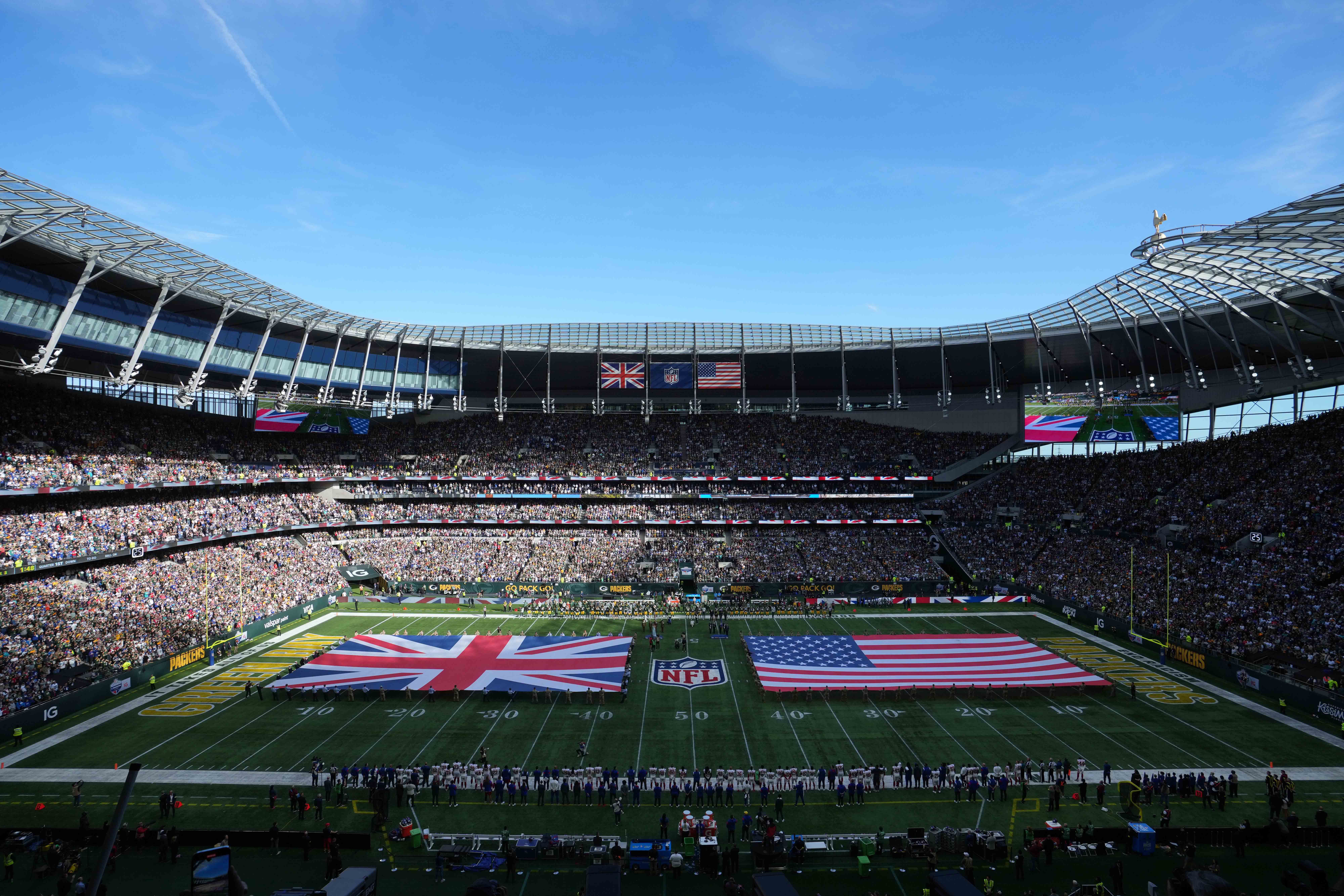 NFL: International Series-New York Giants at Green Bay Packers