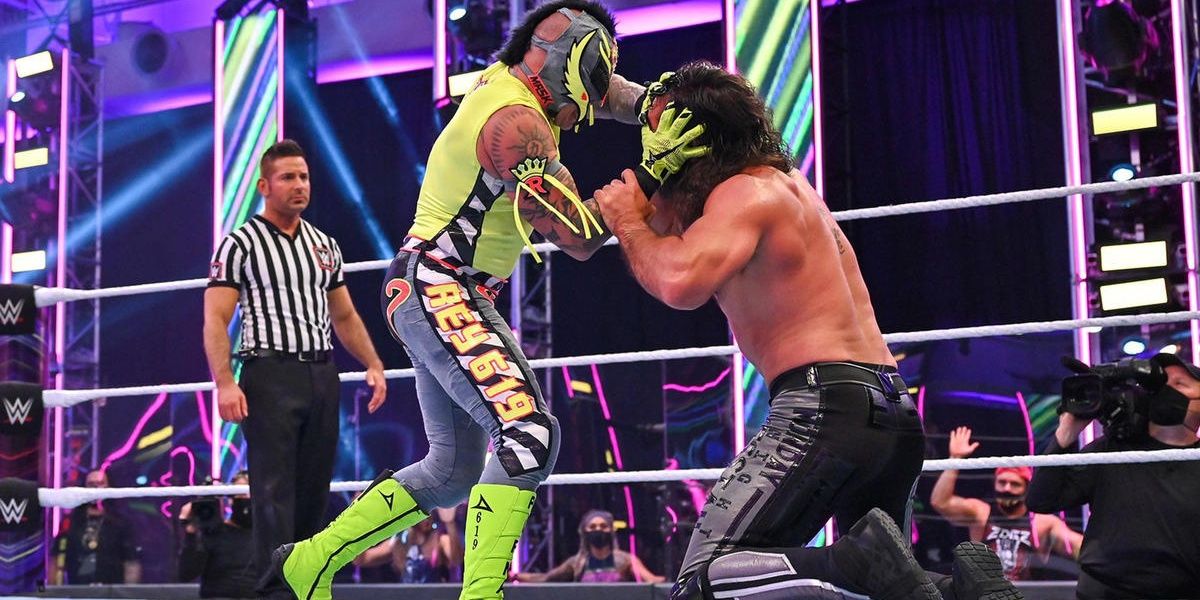 Rey Mysterio v Seth Rollins The Horror Show At Extreme Rules 2020 Cropped