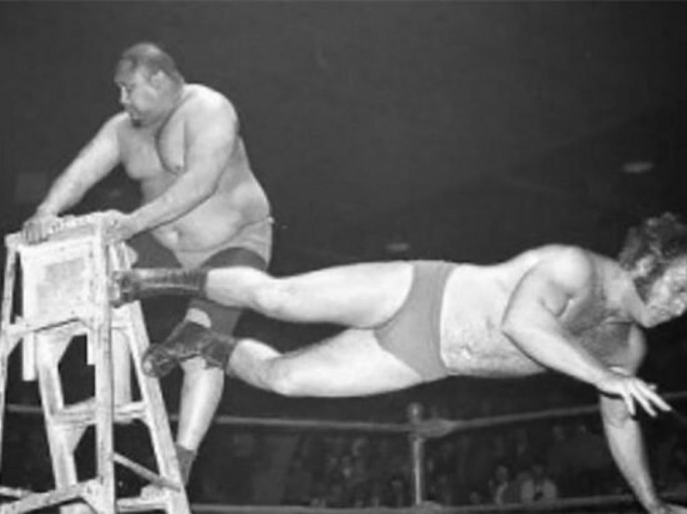 Stampede Wrestling: Dan Kroffat vs. Tor Kamata in wrestling's first Ladder Match