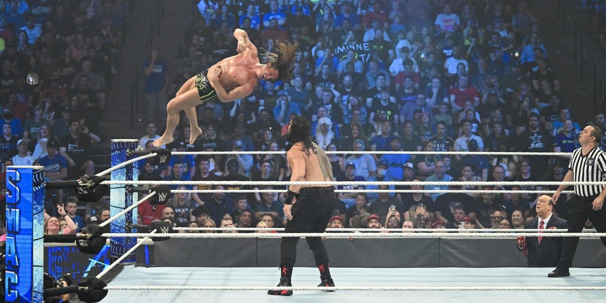 Roman Reigns v Matt Riddle SmackDown June 17, 2022 Cropped