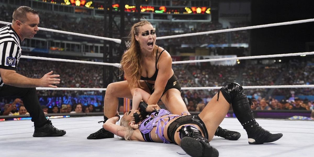 Ronda Rousey v Liv Morgan SummerSlam 2022 Cropped