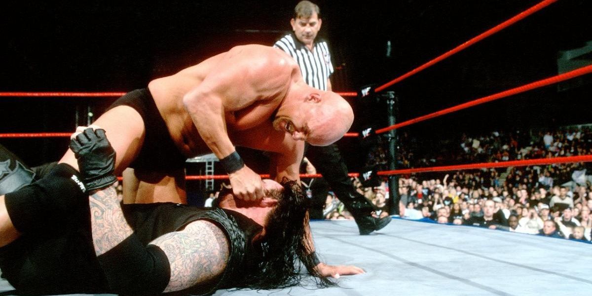Stone Cold Steve Austin v Undertaker Capital Carnage 1998 Cropped