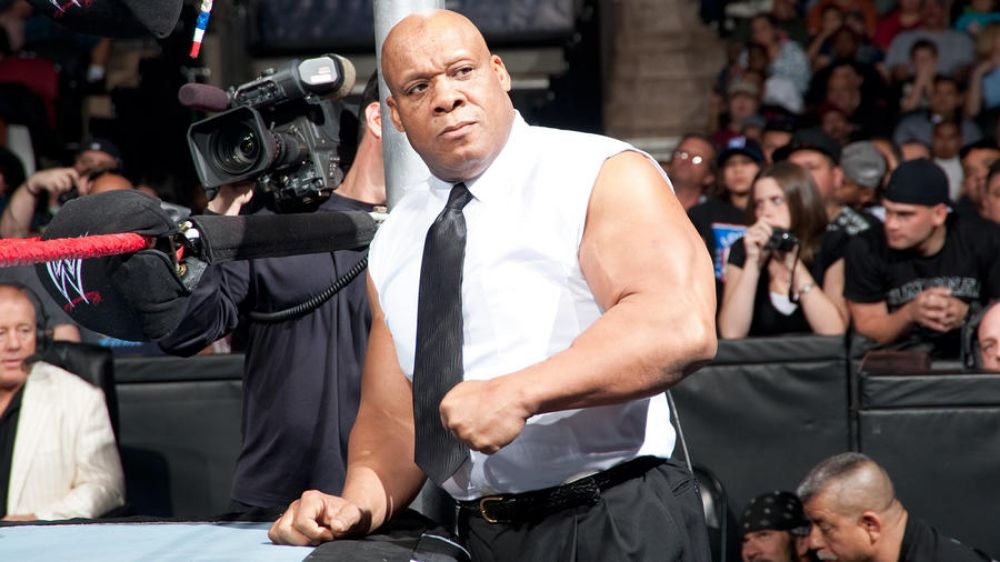 Tony Atlas at ringside