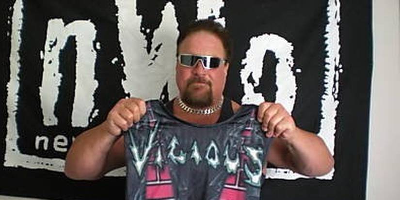 WCW Wrestlers Who Were Great In The Ring (But Cringe On The Mic)