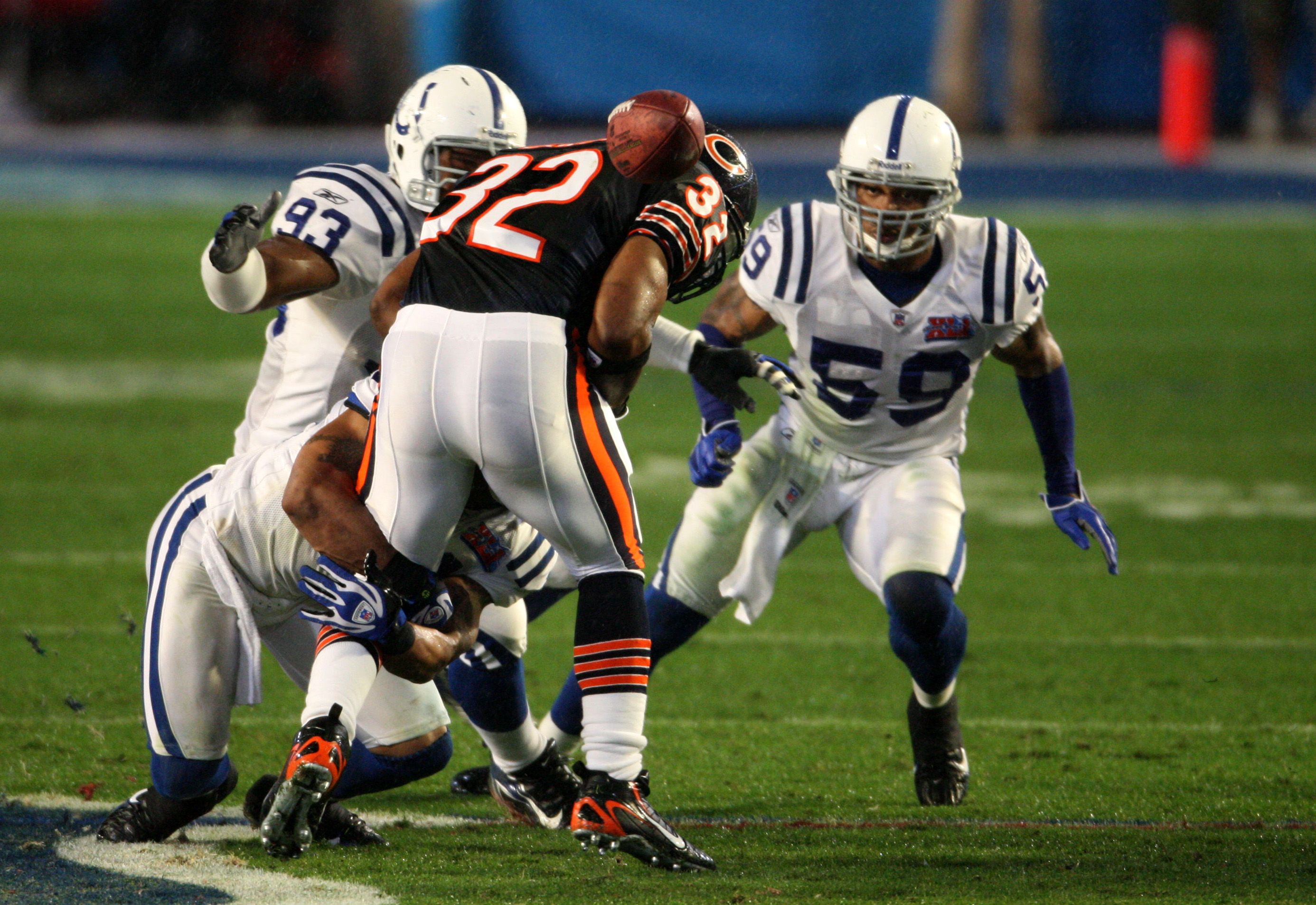 NFL: Super Bowl XLI: Indianapolis Colts vs Chicago Bears