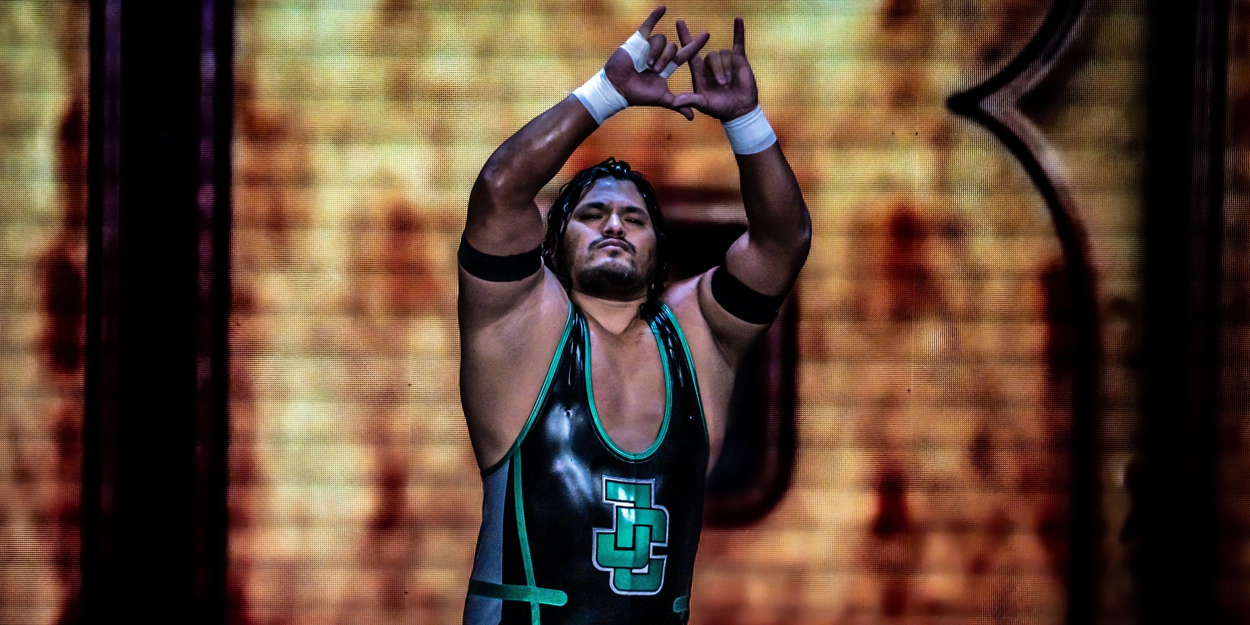 Jeff Cobb's pose 