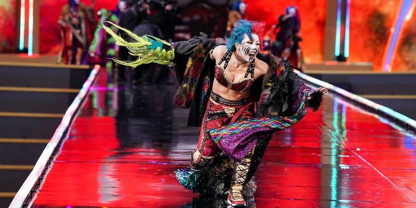 Empress Of Tomorrow: 10 Best Looks Of Asuka's Career, Ranked