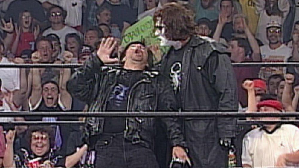 Sting attacks Eric Bischoff