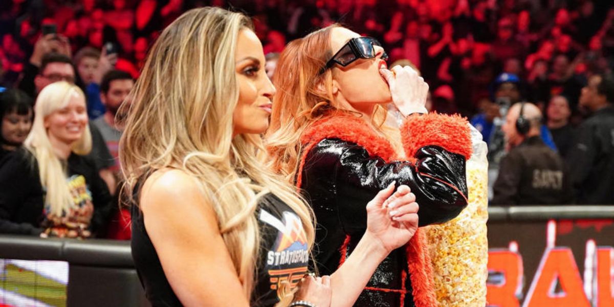 5 Ways Becky Lynch & Trish Stratus Are Similar (& 5 Ways They're Different)