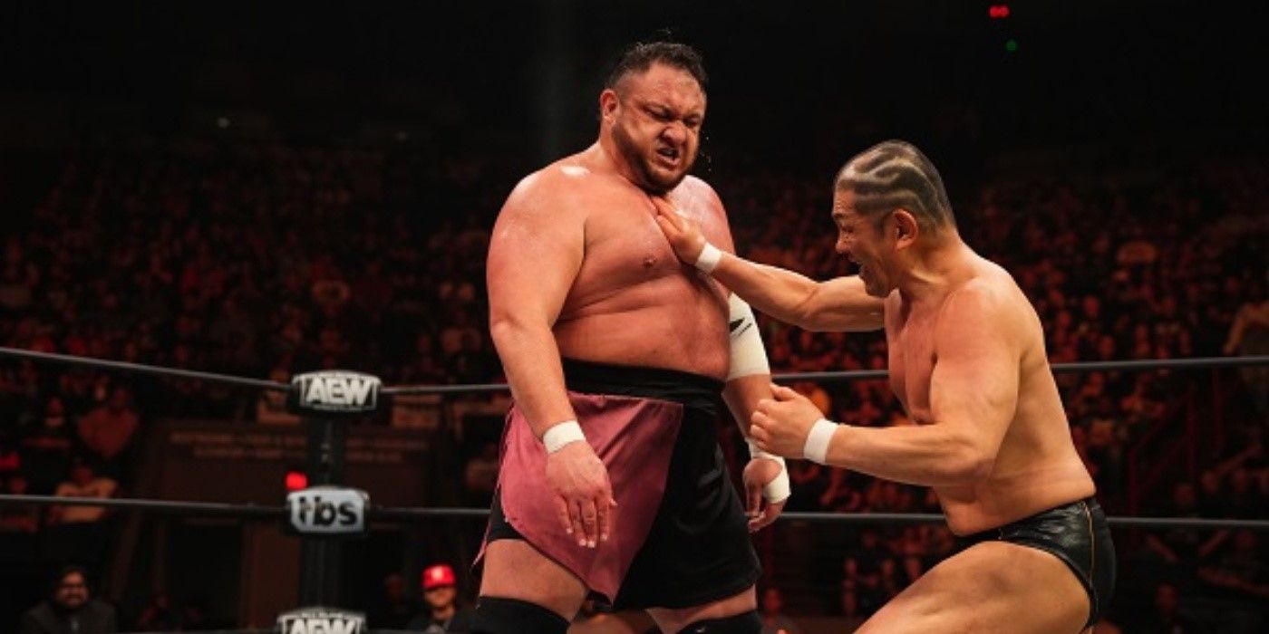 Minoru Suzuki chops Samoa Joe in AEW.