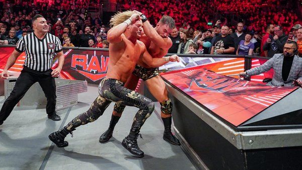 austin-theory-attacks-dolph-ziggler