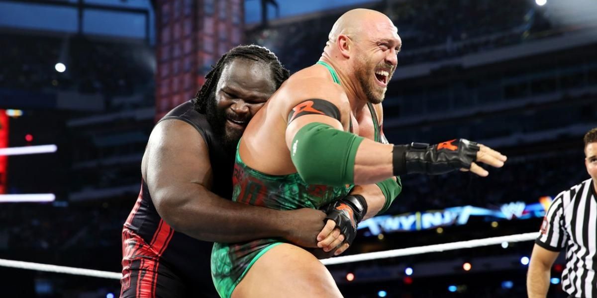 Mark Henry v Ryback WrestleMania 29 Cropped