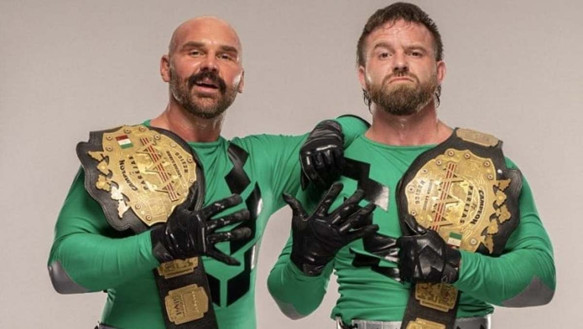 FTR-AAA-World-Tag-Team-Champions