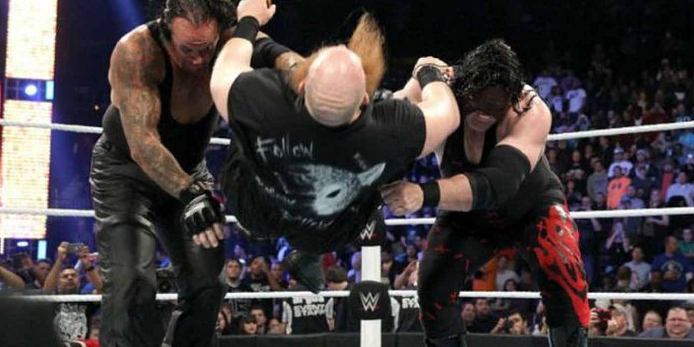 5 Best Tag Team Finishers In WWE History (& 5 Worst)