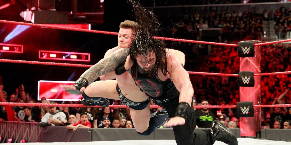 The Miz v Roman Reigns Raw January 22, 2018 Cropped