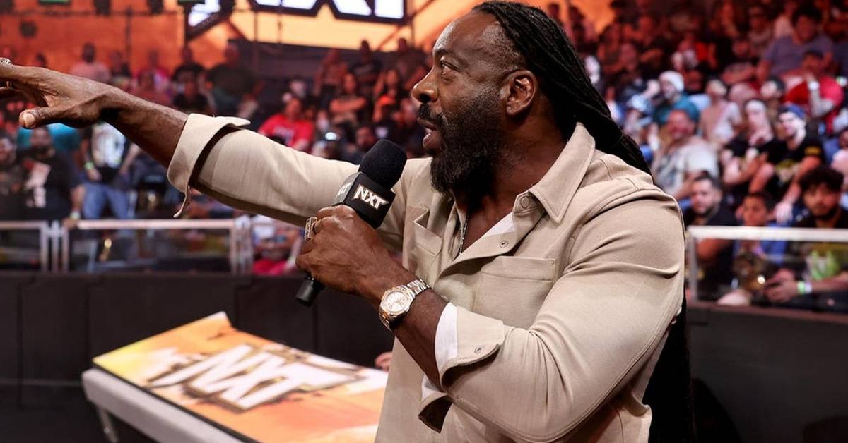 Booker T Names 'Future of WWE' & Hails an Adaptable 'Megastar'