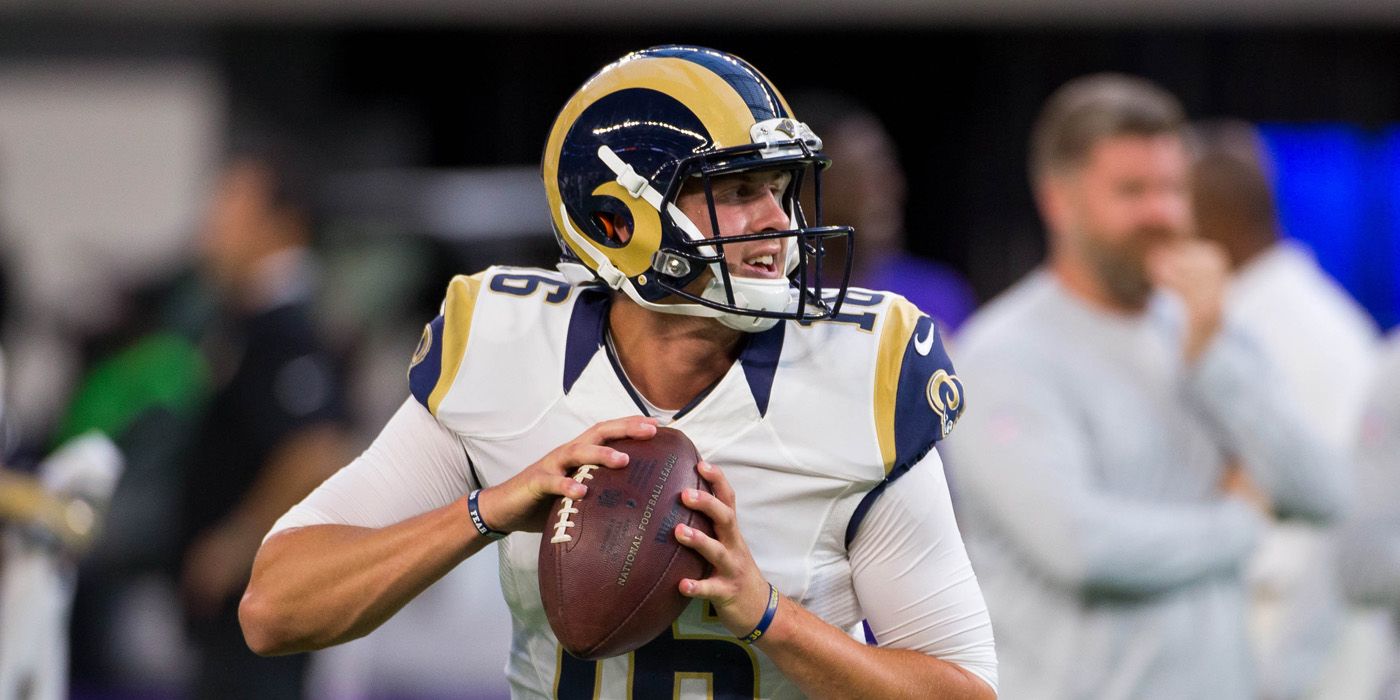 Jared Goff throwing the ball for Los Angeles Rams