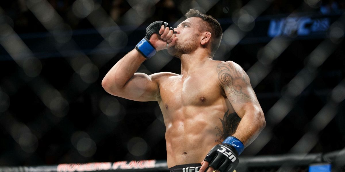 Rafael-Dos-Anjos-after-a-fight