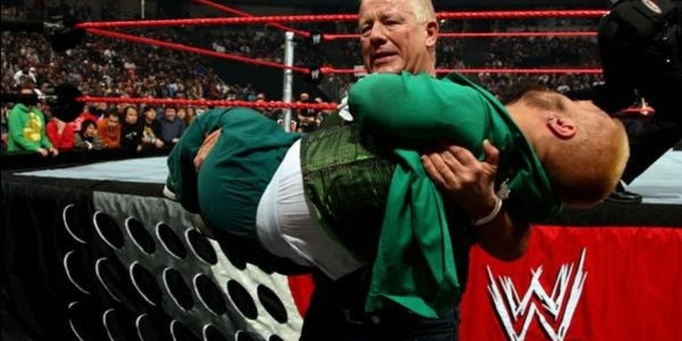 9 WWE Royal Rumble Eliminations That Were Botched