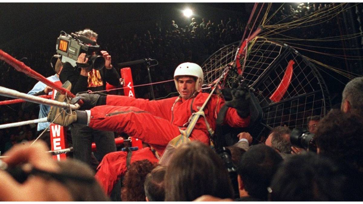 The Fan Man: How A Stunt Gone Wrong Ruined A Heavyweight Championship ...
