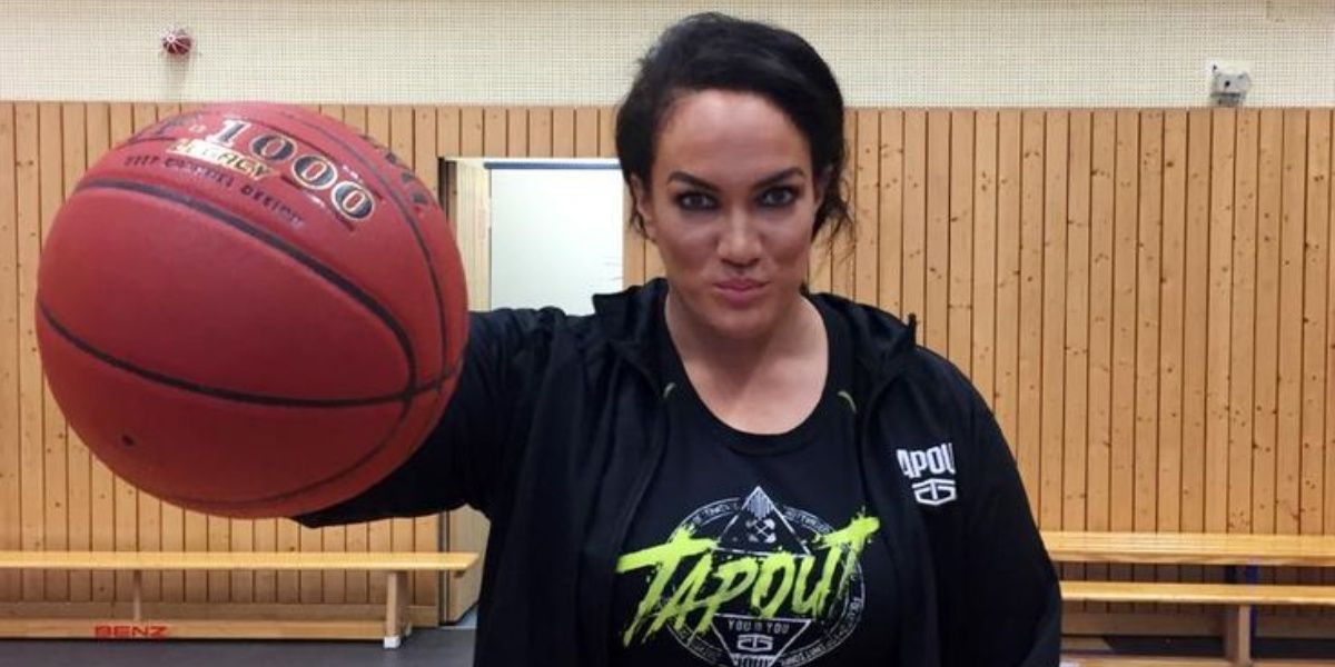 Nia Jax plays basketball Cropped