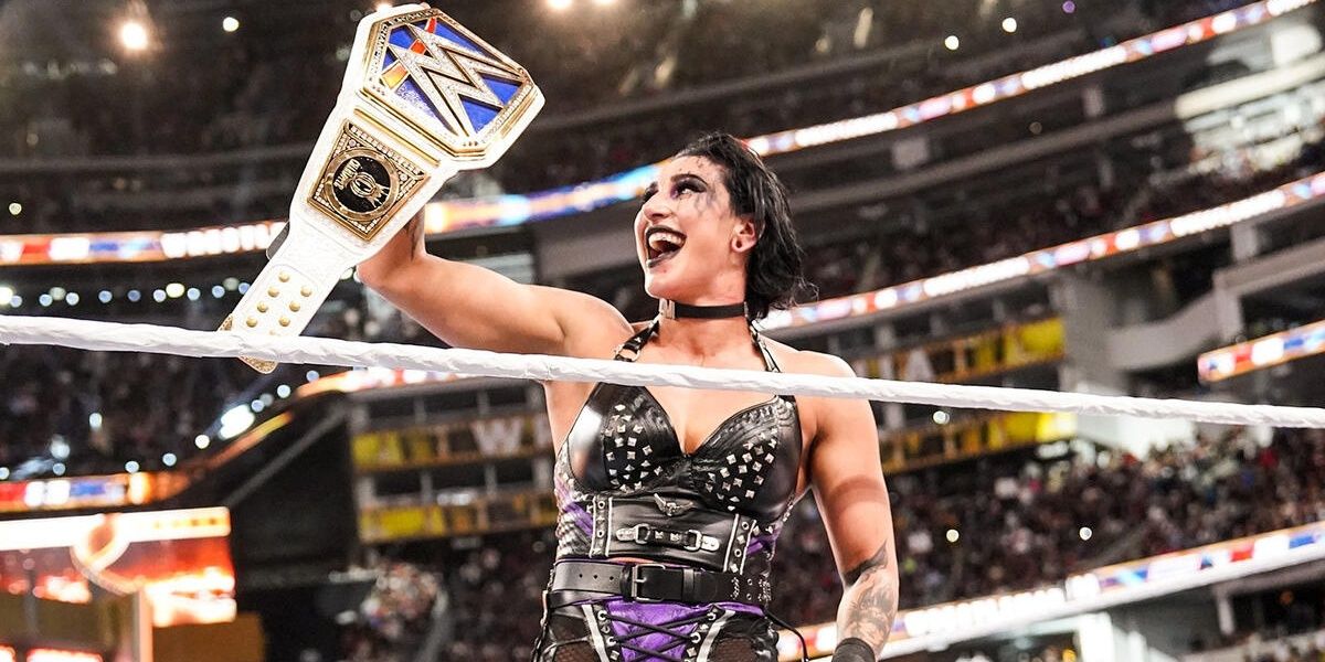 Strongest WWE Women