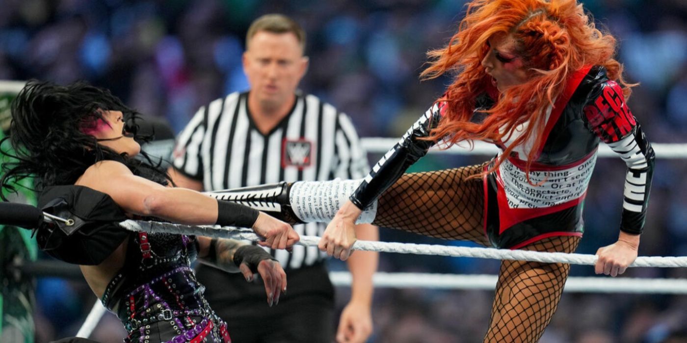 WWE Hall of Famer Lex Luger Praises Women's Wrestling Progress