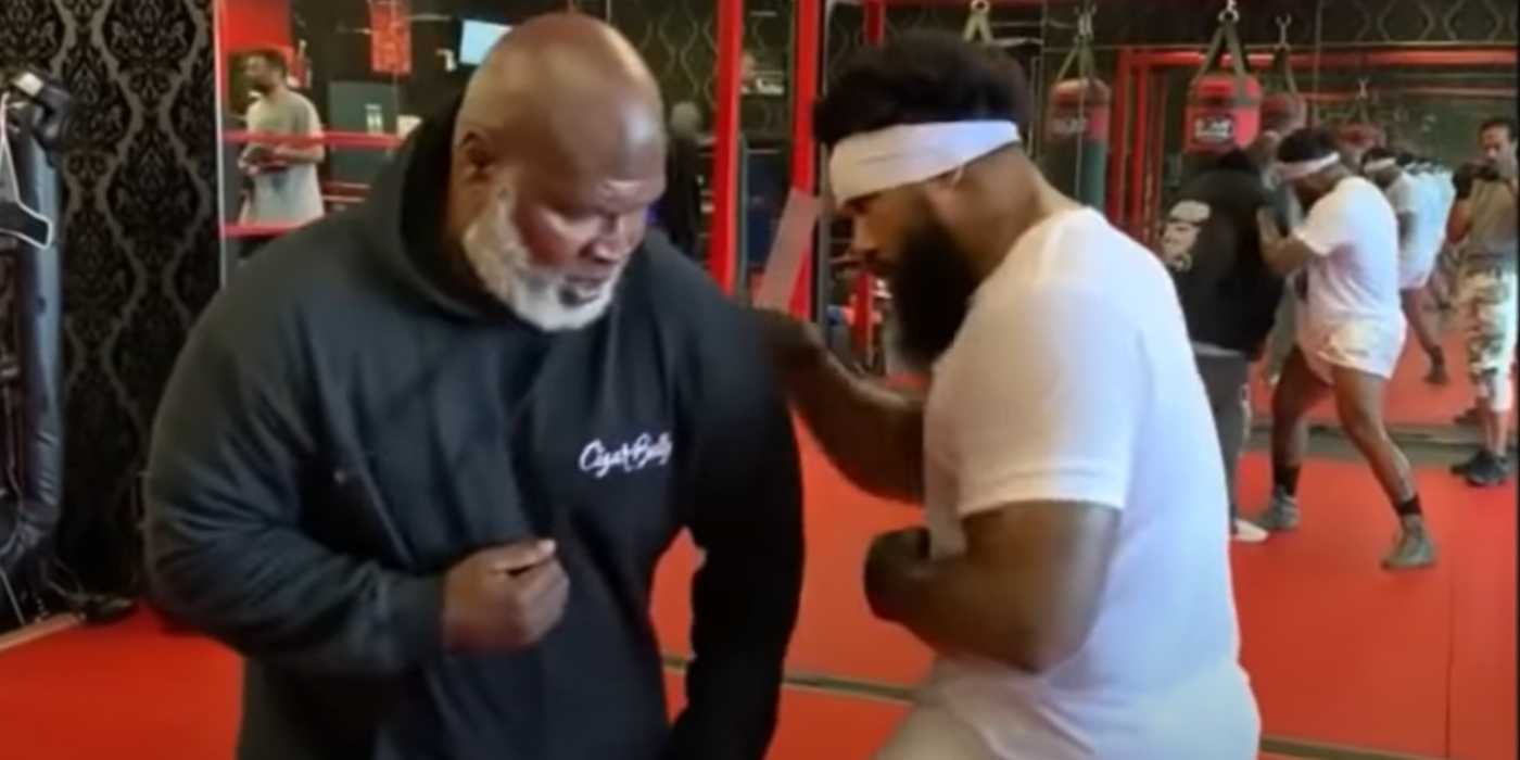 Defensive Shell Boxing Boxing’s Philly Shell Defense, Explained