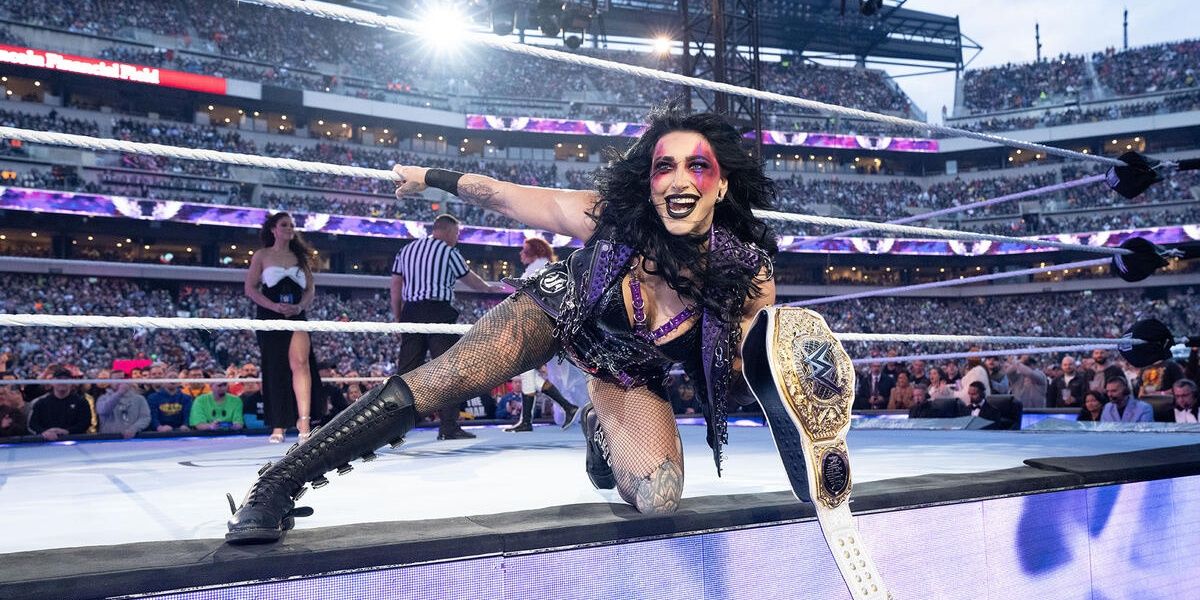 Strongest WWE Women