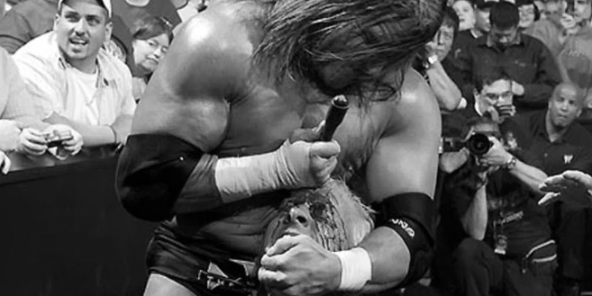 Ric-flair-vs-triple-h-last-man-standing-survivor-series-2005-2