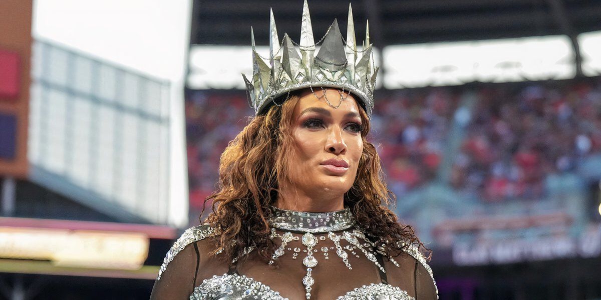 Nia jax as queen of the ring 