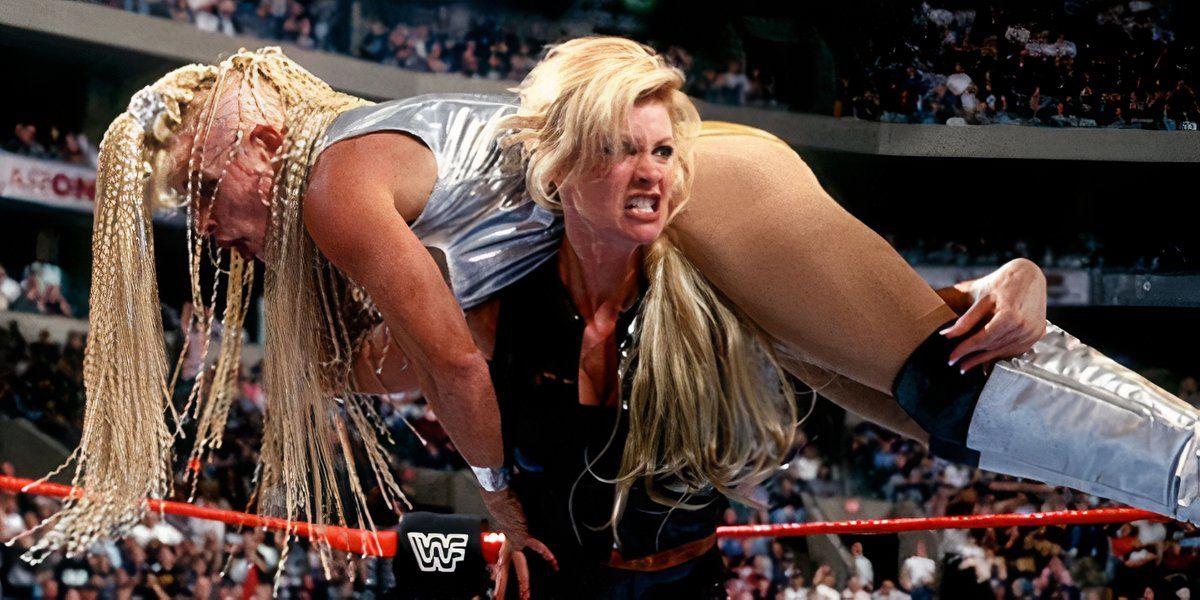 Sable-TKO-Luna-WrestleMania-14