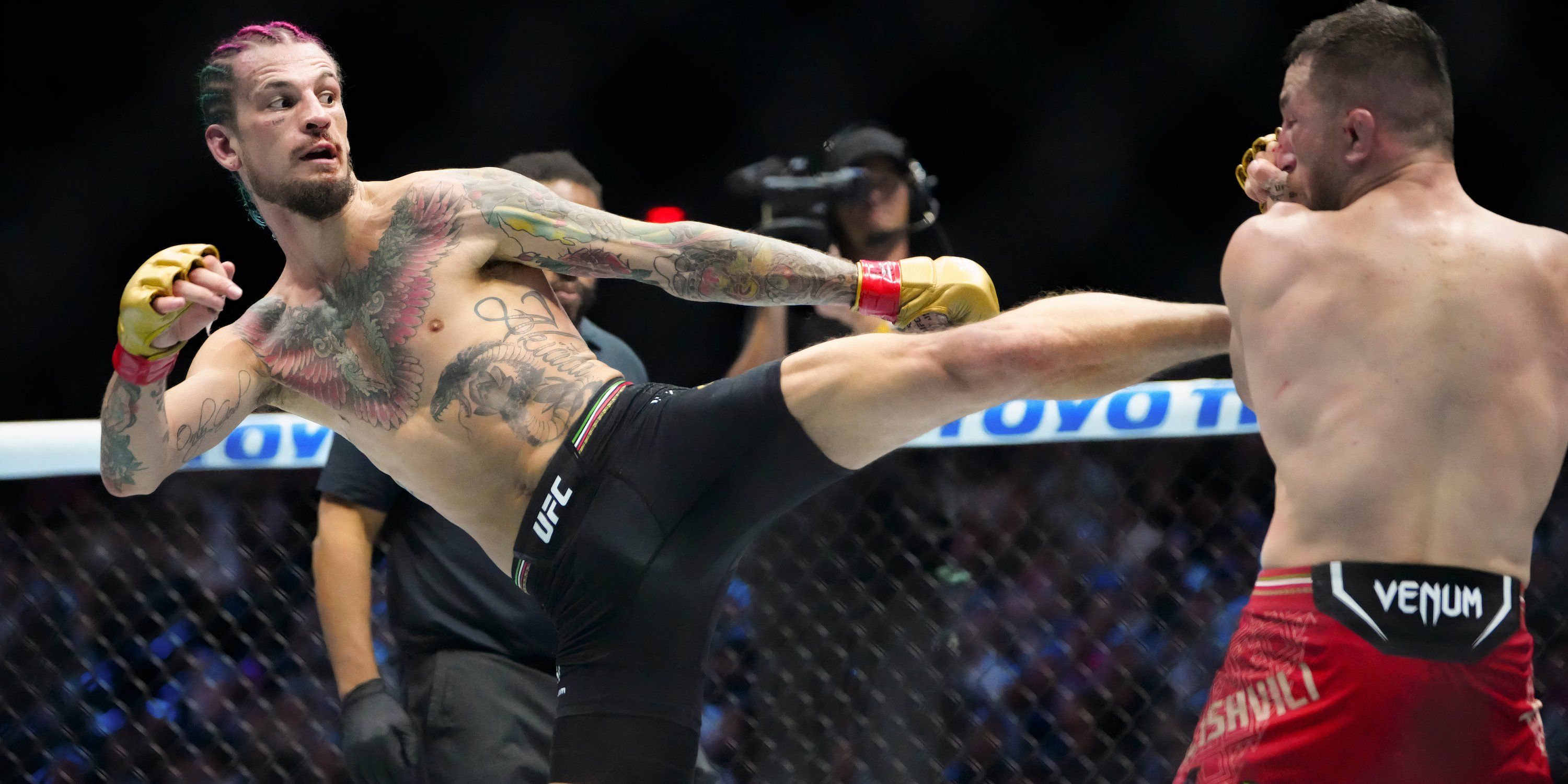 https://static0.thesportsterimages.com/wordpress/wp-content/uploads/2024/09/2-ufc-306.jpg
