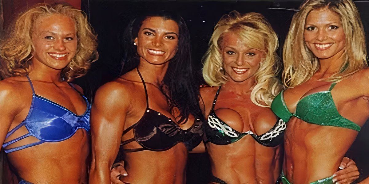 Torrie-Wilson-And-Victoria-Models-Fitness-Competition-CROPPED-2