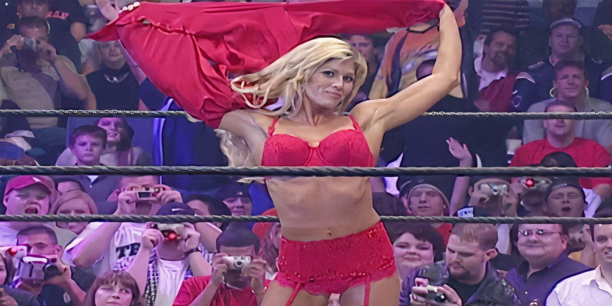 Torrie-Wilson-Lingerie-Match-WWE-No-Mercy-2001-Cropped