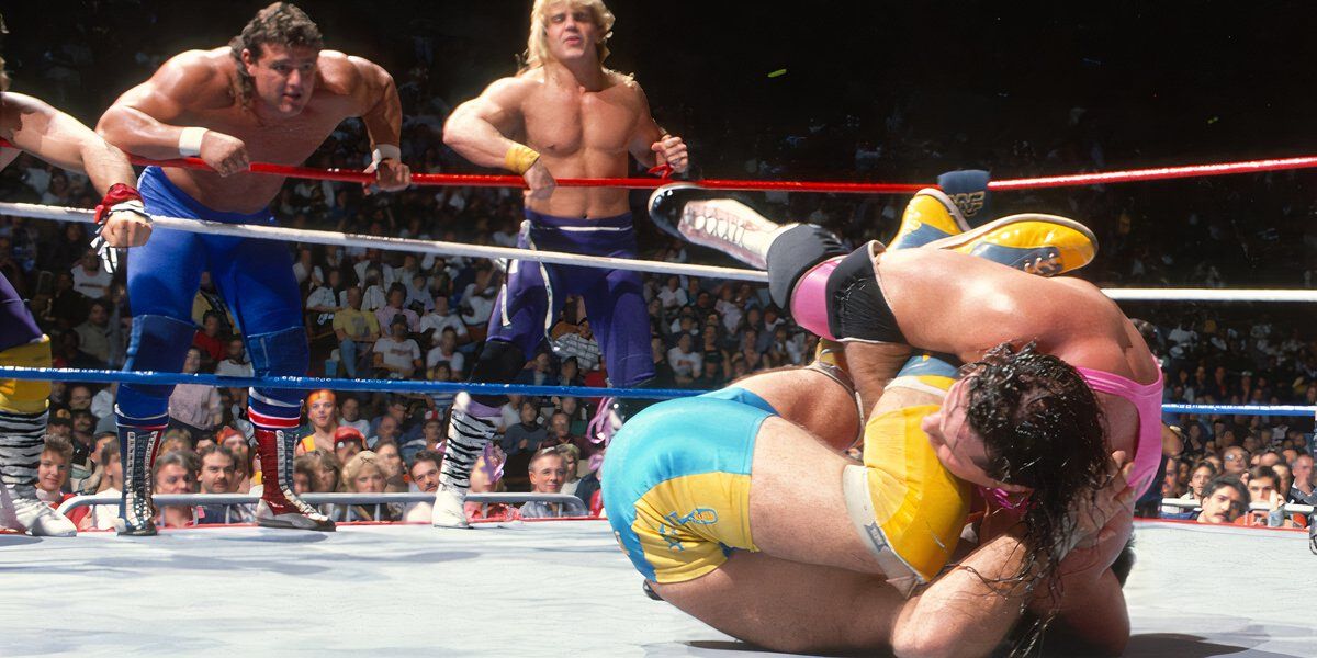 Bret Hart uses a Small Package on Jacques Rougeau at WWF Survivor Series 1988