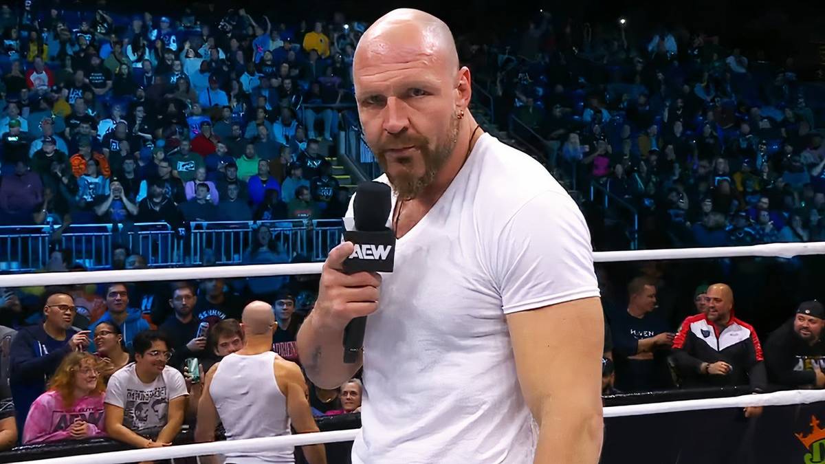 AEW Dynamite: Fan Trolls Jon Moxley With Roman Reigns Remark