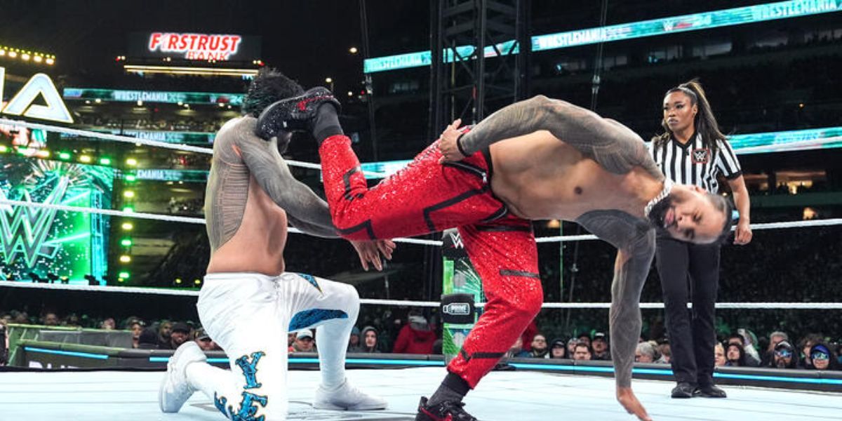 Jimmy Uso_Superkick_Jey Uso