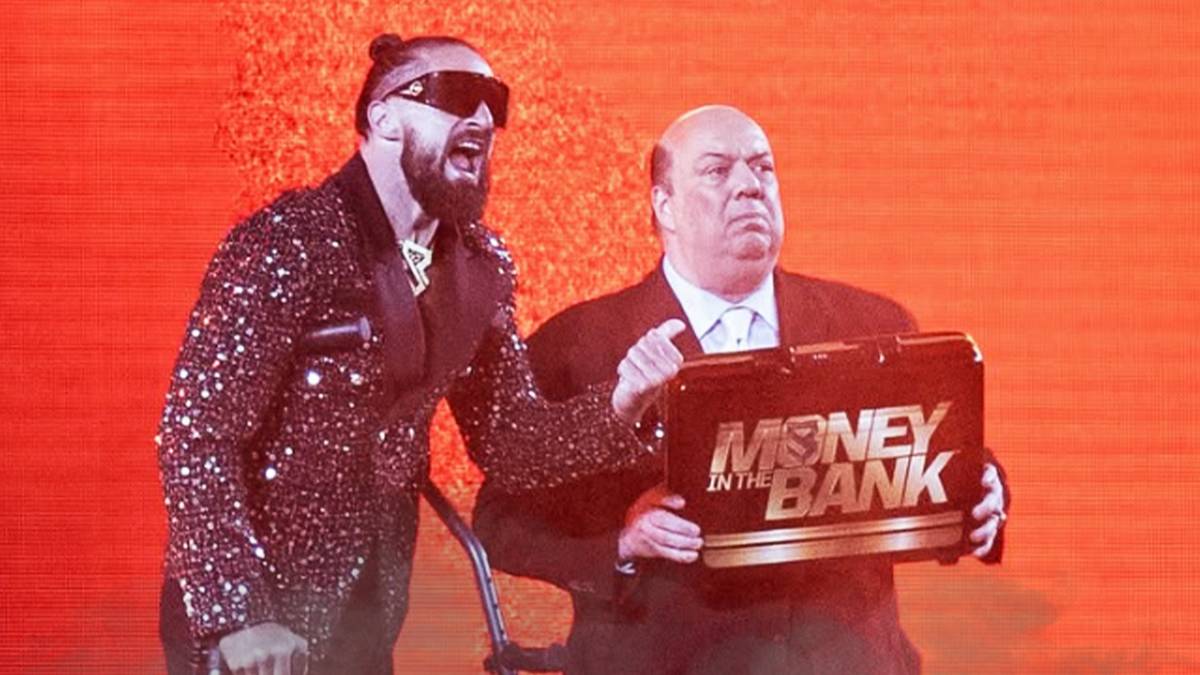 Dean Ambrose sends Seth Rollins flying onto a steel ladder: WWE Money in  the Bank 2015 (WWE Network Exclusive), image size:1200x675