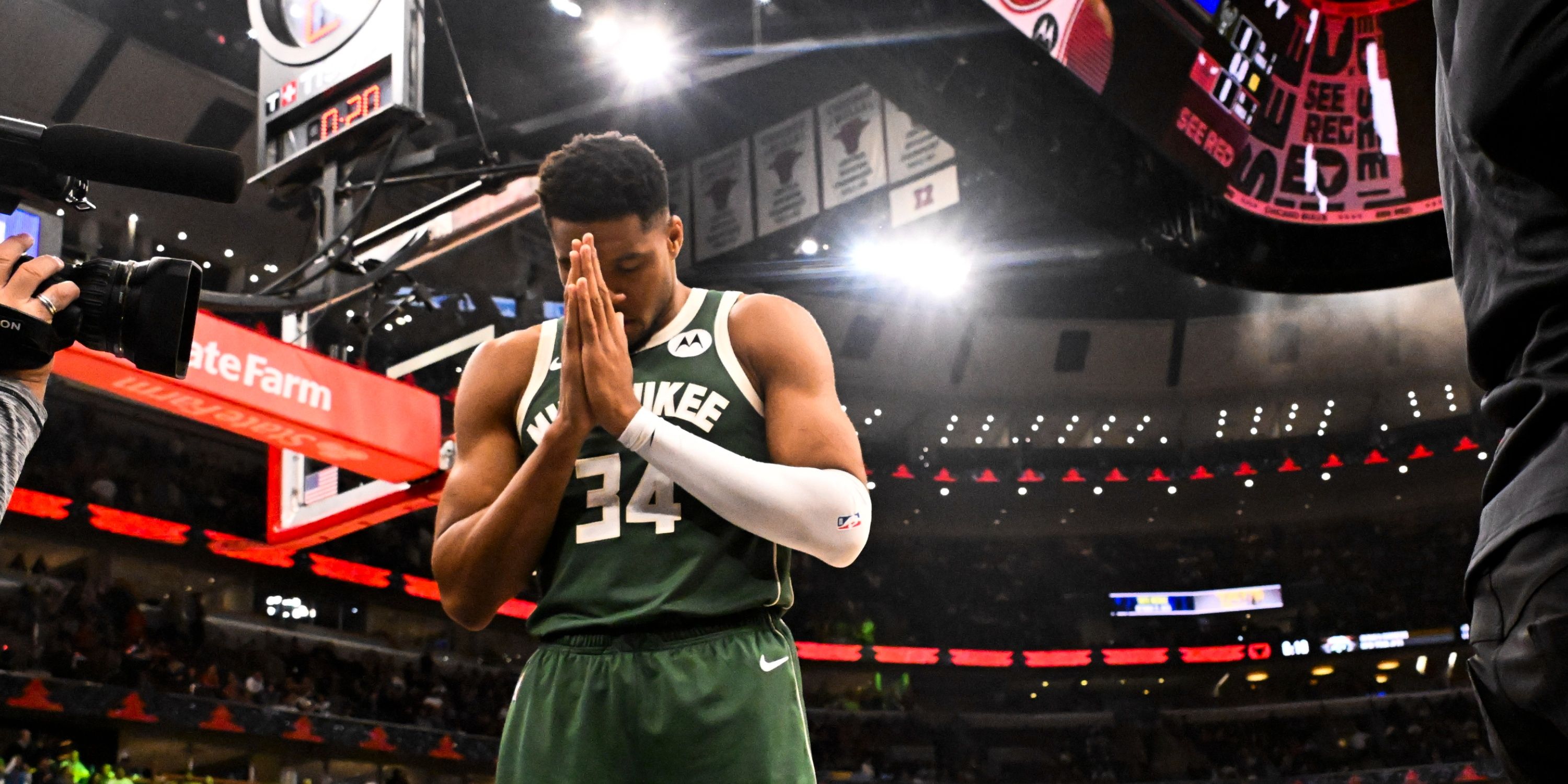 Milwaukee Bucks Make Historic Signing in Last Effort to Keep Giannis Antetokounmpo